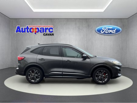 2023 Ford Kuga ST-LINE X 2.5 PHEV 225 S6.2 4DR €32,950
