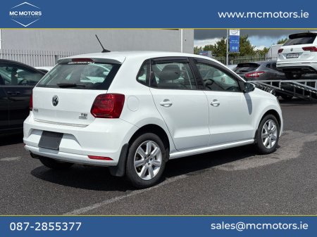 2016 Volkswagen Polo HIGH SPEC // HEATED SEATS // HALF LEATHER €12,105