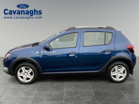 2017 Dacia Sandero TCe 90 S&S STEPWAY SIGNATURE €10,750