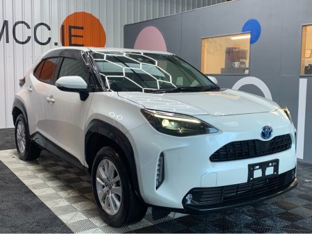 2021 Toyota Yaris Cross HYBRID G 4WD / 75k KMs / Reverse Camera, Cruise Control & More €24,950