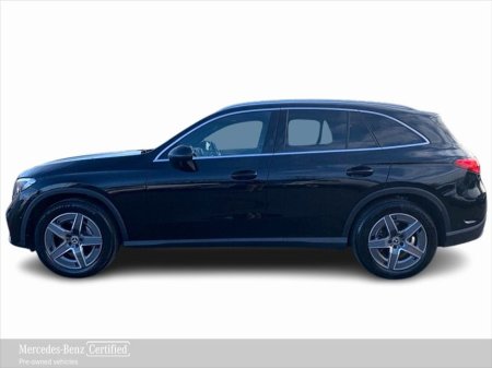 2025 Mercedes-Benz GLC Class GLC220d AMG Line 4Matic €73,950 thumbnail