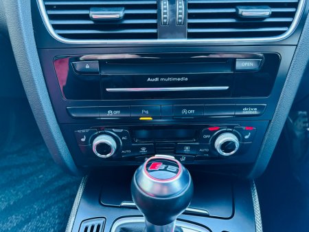 2012 Audi S5  €21,950 thumbnail