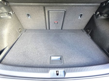 2020 Volkswagen Golf 2.0 TDi 150 DSG Comfortline - Ultra Low Miles €24,950 thumbnail