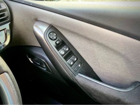 2018 Citroen Grand C4 Picasso FEEL BLUEHDI 120 4DR €13,950 thumbnail