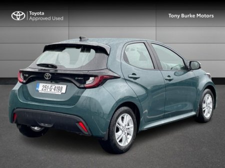 2025 Toyota Yaris - Save EUR 3,000 - Luna - 1.5 Hybrid - Automatic - EUR 180 Tax // Remote Central Locking // Front Electric Windows // Rear Electric Windows // Electric Mirrors // Finger Tip Stereo Controls €27,435