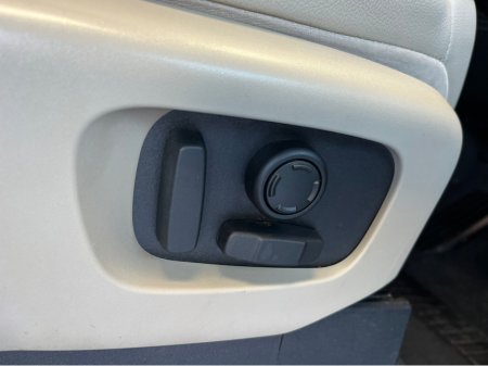 2018 Land Rover Discovery TD4 HSE***2 Year Warranty *** €32,900 thumbnail