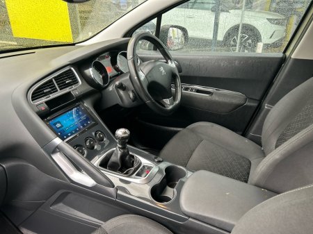 2016 Peugeot 3008 ACTIVE 1.6 HDI 115 4DR