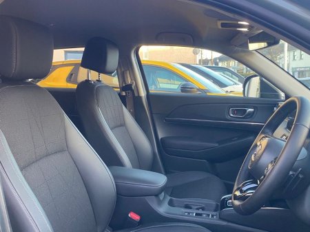 2025 Honda HR-V E HEV Advance €42,995 thumbnail