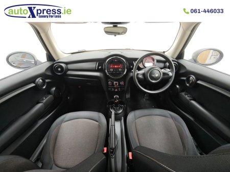 2018 MINI Cooper ONE 1.5 Automatic €18,950