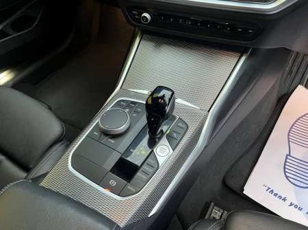 2021 BMW 3 Series 318d M-SPORT COMPETITION 2.0 // LEATHER M-SPORT INTERIOR // NEW 20" M3 ALLOYS // APPLE CARPLAY/ANDROID AUTO €27,900 thumbnail