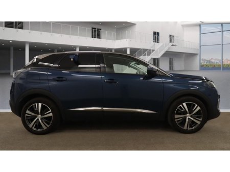 2022 Peugeot 3008  €23,995