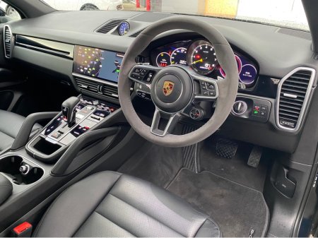 2022 Porsche Cayenne 3.0 V6 E-HYBRID PLATINUM EDITION 5DR AUTO €69,995