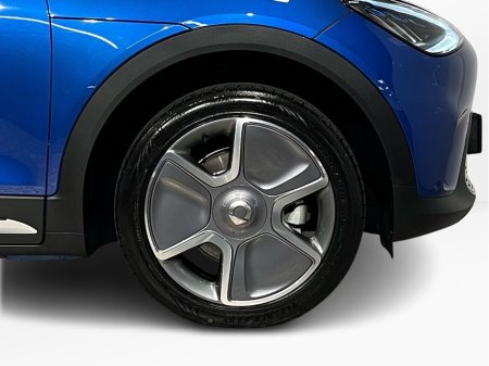 2025 Smart #1 Pro+ High Spec demo - Panoramic Glass Roof - Reversing Camera - Sat Nav - Climate Control - Electric Heated Seats - Keyless Start - Apple CarPlay/Android Auto €26,950 thumbnail