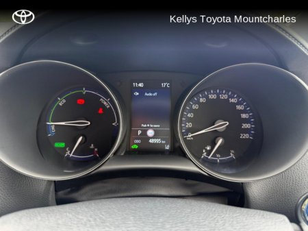 2023 Toyota C-HR C-HR HYBRID LUNA €29,500 thumbnail