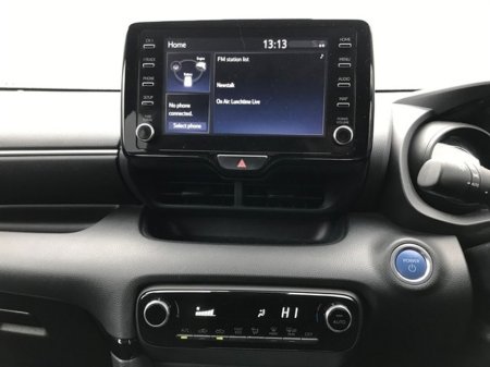 2023 Toyota Yaris 1.5 HYBRID L/SPORT - GRANDONS €23,995 thumbnail