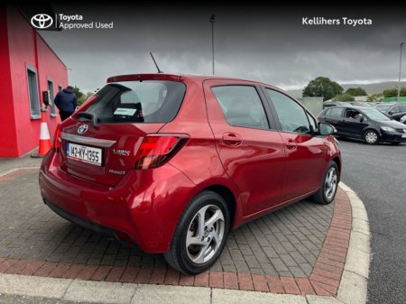 2014 Toyota Yaris HYBRID ELECTRIC ICON €10,950