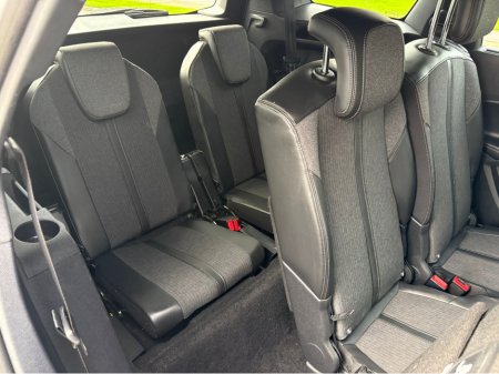 2018 Peugeot 5008 1.6 TDI HIGH SPEC GT LINE €18,480 thumbnail