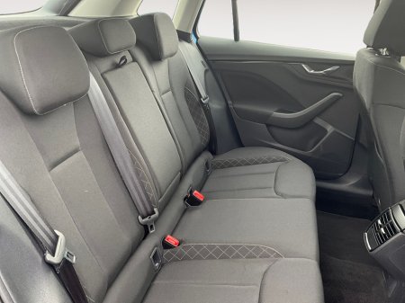 2023 Skoda Kamiq AMBITION 1.0 TSI 110HP D €28,000 thumbnail