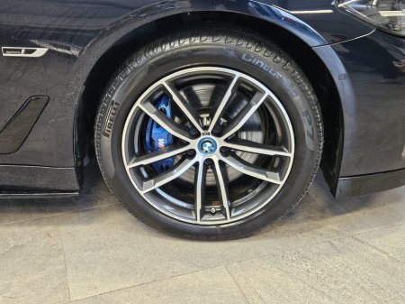 2023 BMW 5 Series  €38,950 thumbnail
