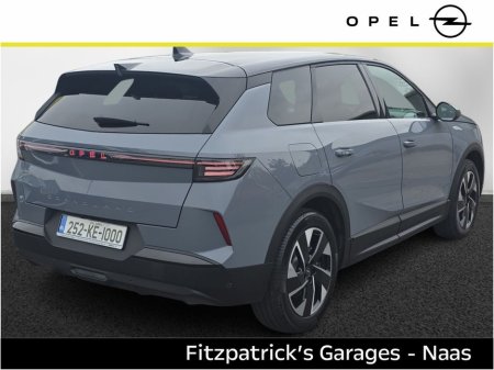 2025 Opel Grandland GS HYBRID Demo with 3.9% Finance Available & Price Includes €2,000 Scrappage Allowance €41,950