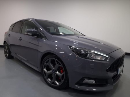 2015 Ford Focus 2.0 ST-3 TURBO 250PS 5DR €18,950