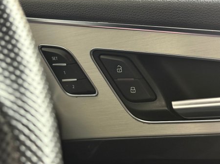 2020 Audi Q7 S LINE 45 TDI 3.0 *7 SEATER* €49,990 thumbnail