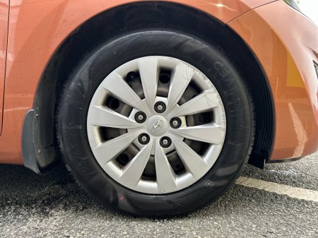 2015 Hyundai i30 CLASSIC 5DR €8,950 thumbnail