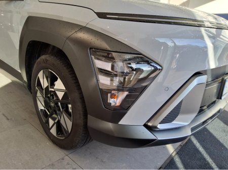 2025 Hyundai Kona HYBRID ELEGANCE €35,950 thumbnail