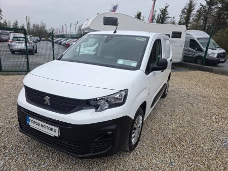 2022 Peugeot Partner  €11,950
