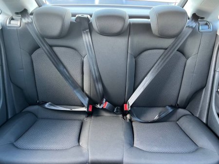 2018 Audi A1 SPORTBACK 1.0 TFSI AUTO // 15" ALLOYS // REVERSE CAMERA // AIR CONDITIONING €16,750 thumbnail