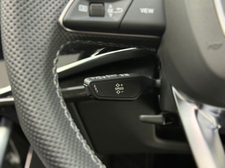 2025 Audi Q7 55 TFSI E S LINE BLACK ED QUATTRO €97,990 thumbnail