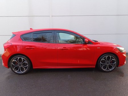 2019 Ford Focus 1.5 TDCi 120PS ST-Line M6F 19