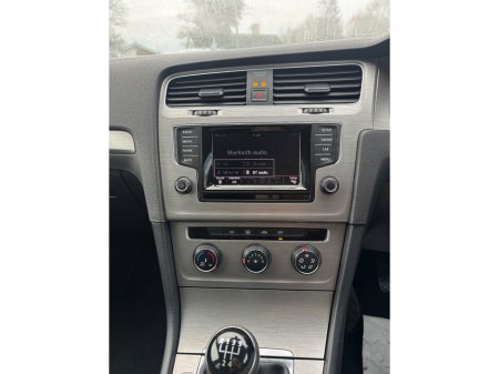 2014 Volkswagen Golf 1.6 TDI SE BLUEMOTION 105PS 5DR €8,250 thumbnail