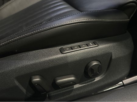 2023 Skoda Superb ESTATE E-HYBRID AUTOMATIC €29,950 thumbnail