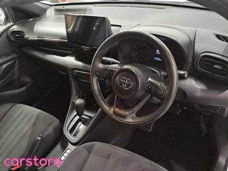 2021 Toyota Yaris 1.5 HYBRID €17,880 thumbnail