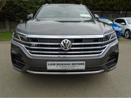2018 Volkswagen Touareg 182/3.0 TDI V6 R-LINE TECH 286-BHP AUTO/MASSIVE SPECIFICATION FACTORY SPEC/NEW MODEL/FINANCE/CARD PAYMENTS & WARRANTY AVAILABLE/ADAPTIVE CRUISE/HIGH-SPEC €52,950