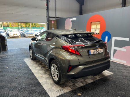 2021 Toyota C-HR 2021 TOYOTA C-HR 1.8L HYBRID / 107K KMS / ADAPTIV CRUISE CONTROL, REVERSE CAMERA & MORE €24,950
