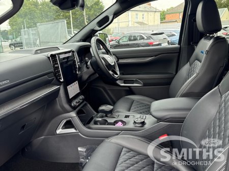 2026 Ford Ranger PLATINUM 3.0 TD V6  240PS AUTO **ORDER YOUR 261 TODAY** €65,900