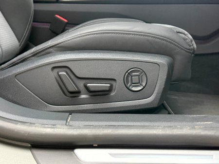 2025 Audi A7 50 TFSI E S LINE BLK ED QUATTRO *PAN ROOF* €79,990 thumbnail