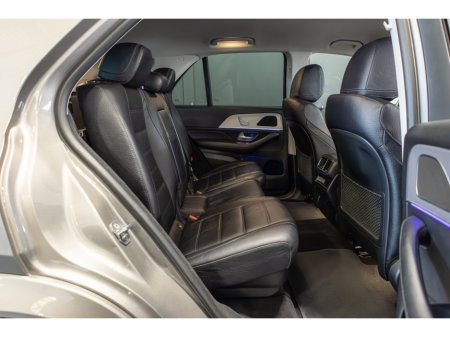 2019 Mercedes-Benz GLE Class GLE 300 d 4MATIC €49,950 thumbnail