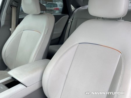 2023 Hyundai Ioniq 6 Elegance 77 kW €31,495 thumbnail