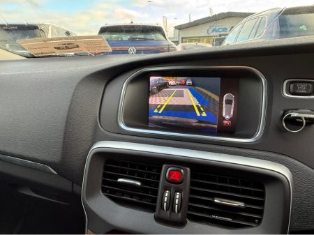 2018 Volvo V40 D4 INSCRIPTION - 2.0L DIESEL - AUTO - 12M WARRANTY - CAR: 1615 €14,950 thumbnail