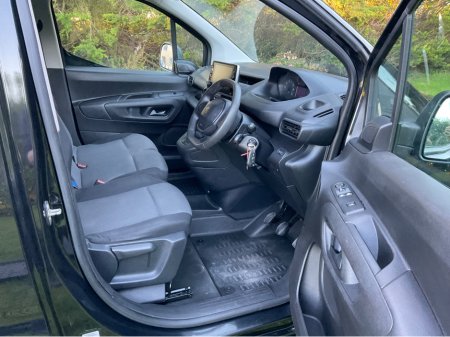 2019 Peugeot Partner PROFESSIONAL L1 BHDI €13,950 thumbnail