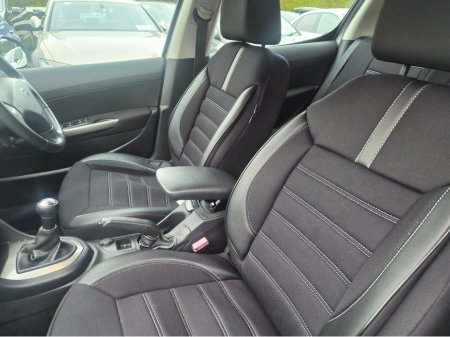 2011 Peugeot 308 ENVY 1.6 HDI 92 EURO 5 5DR €2,995 thumbnail