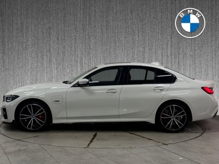 2022 BMW 3 Series 330e M Sport Auto PHEV PRO PACK / SUNROOF €41,995