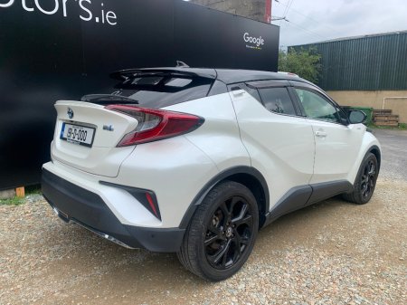 2019 Toyota C-HR 1.8 PETROL HYBRID AUTO SOL // LOW MILEAGE // EXCELLENT CONDITION // REVERSE CAMERA, CRUISE AND HEATED SEATS // VERY LOW MILEAGE // €21,950