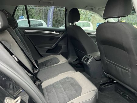 2014 Volkswagen Golf HIGHLINE 1.4 TSI AUTO // FULL SERVICE HISTORY // REVERSE CAMERA // LANE ASSIST €13,900 thumbnail