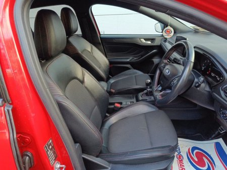 2019 Ford Focus 1.5 TDCi 120PS ST-Line M6F 19" ST Alloys €18,995 thumbnail