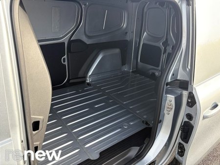 2026 Renault Kangoo * 3 SEATER* LL21 ADVANCE 1.5 DCI 95 BHP *€26,378 + VAT - IN STOCK & READY FOR COLLECTION* €26,378 thumbnail