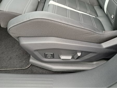 2026 Opel Grandland GS MHEV 136BHP **LEATHER AND COMFORT PACK** €49,500 thumbnail